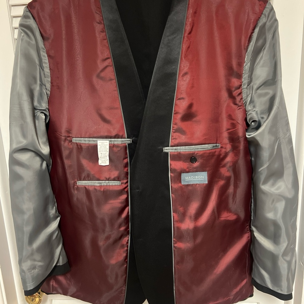 Madison Tuxedo Formal Prom Dinner Jacket 48R GUC! - Picture 10 of 16